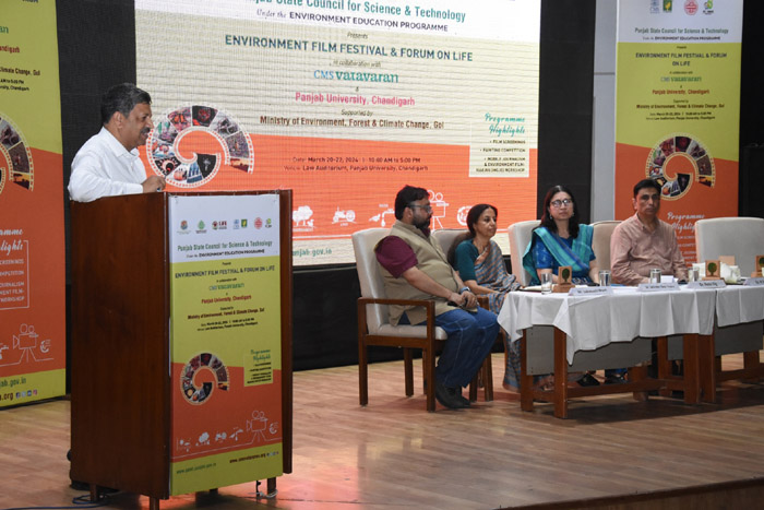 बड़े पर्दे पर हमारे ग्रह का जीवन: चंडीगढ़ में तीन दिवसीय 'पर्यावरण फिल्म महोत्सव और फोरम ऑन लाइफ' संपन्न|